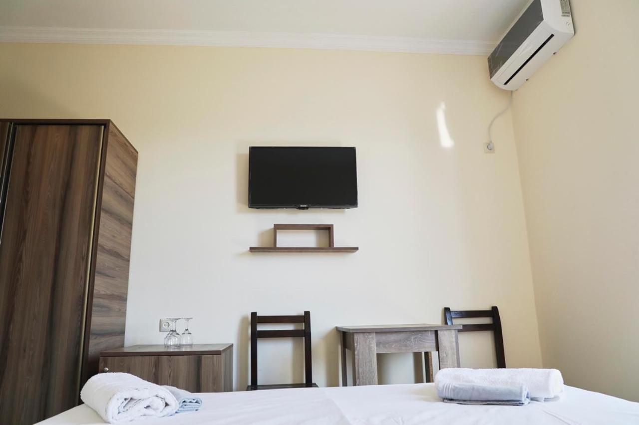 Hotel Estonia Two Kobuleti Εξωτερικό φωτογραφία