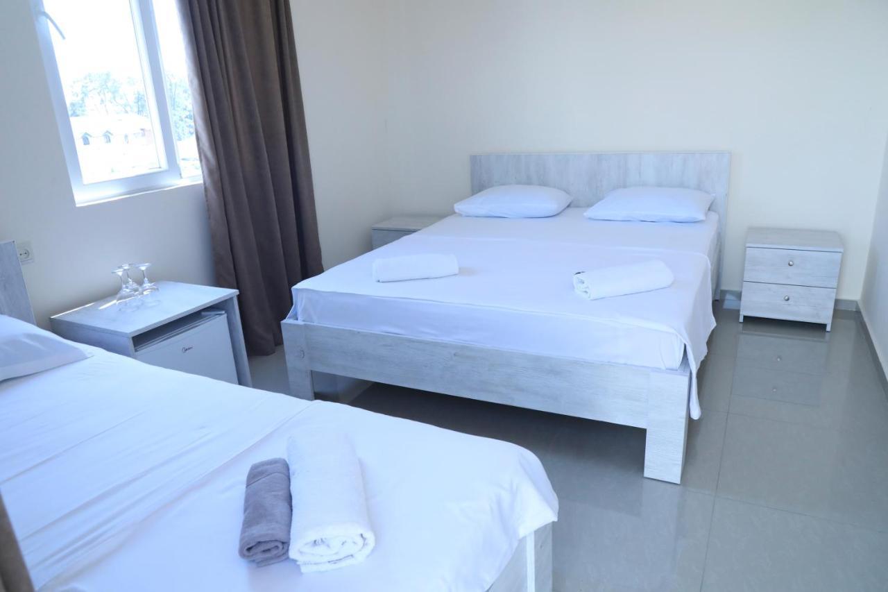 Hotel Estonia Two Kobuleti Εξωτερικό φωτογραφία
